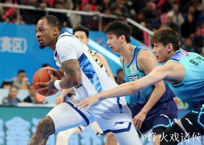 CBA一周综述：上海队跃居榜首 第一集团“三足鼎立”